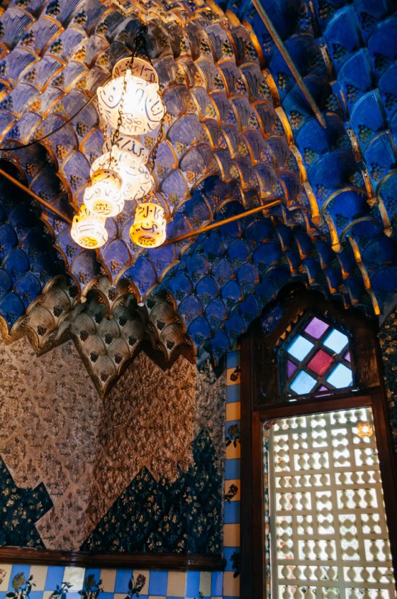 Gaudí’s Casa Vicens: complete architecture and interior guide smoking room