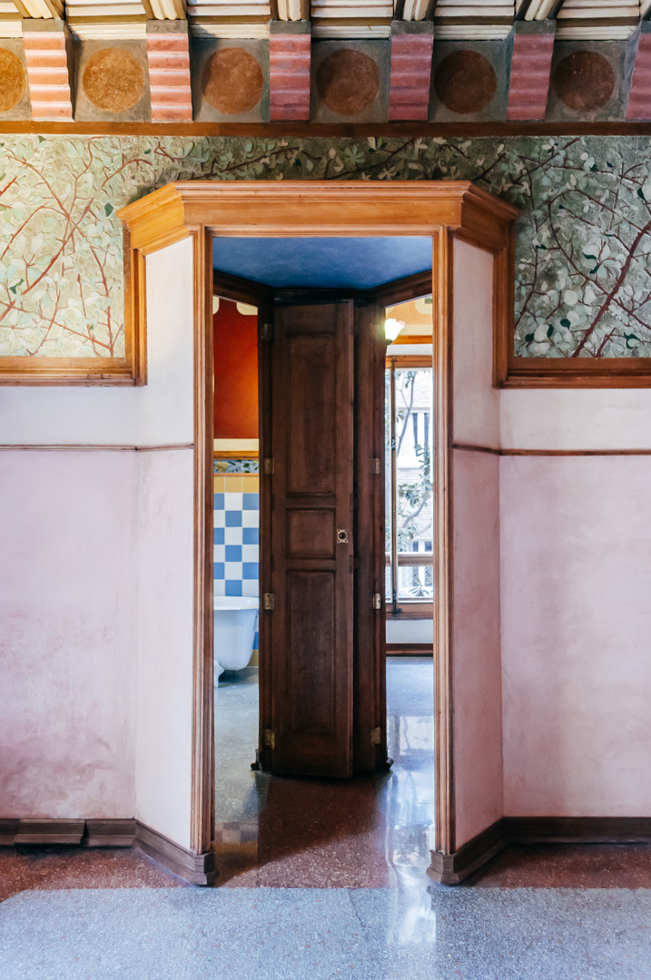 Gaudí’s Casa Vicens: complete architecture and interior guide doors