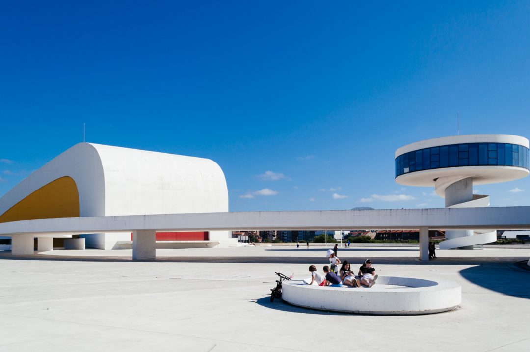 Centro Niemeyer Oscar Niemeyer Aviles Spain-38
