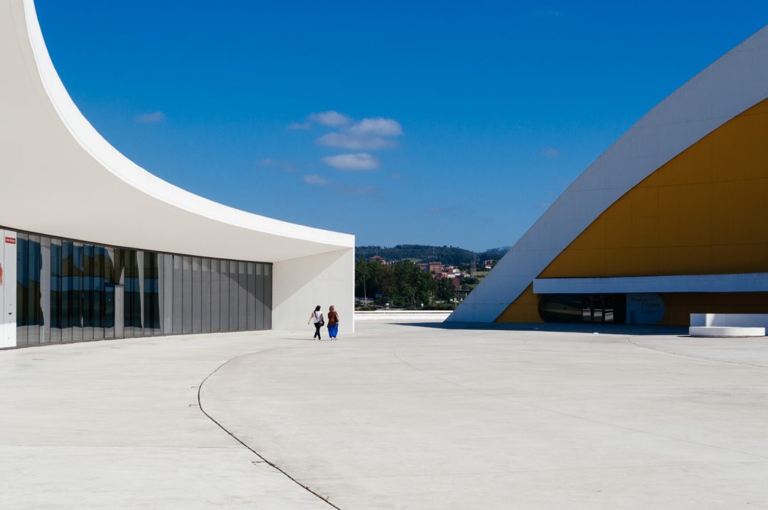 Centro Niemeyer Oscar Niemeyer Aviles Spain-39